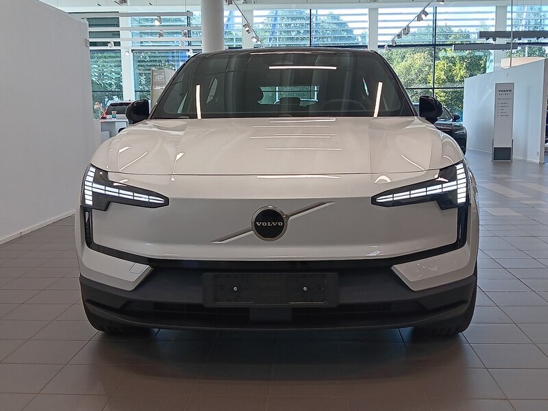 Volvo EX30 vaihtoauto