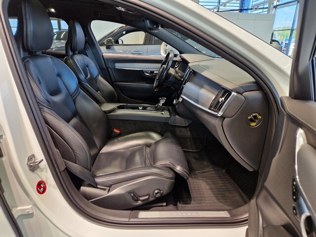 Volvo V90 Cross Country vaihtoauto