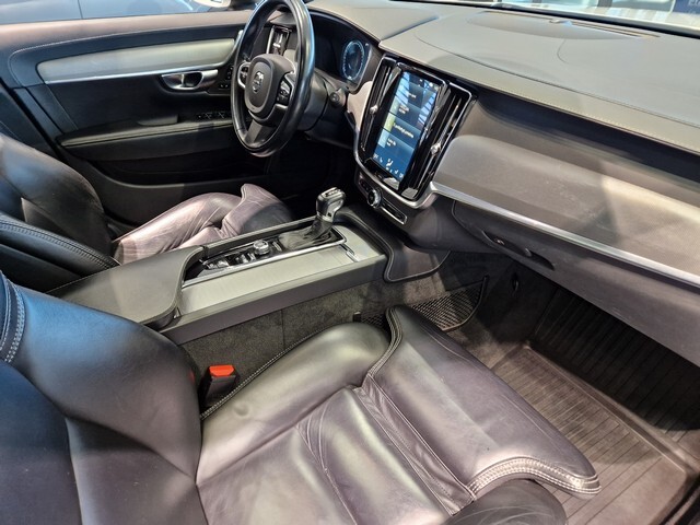 Volvo V90 Cross Country vaihtoauto