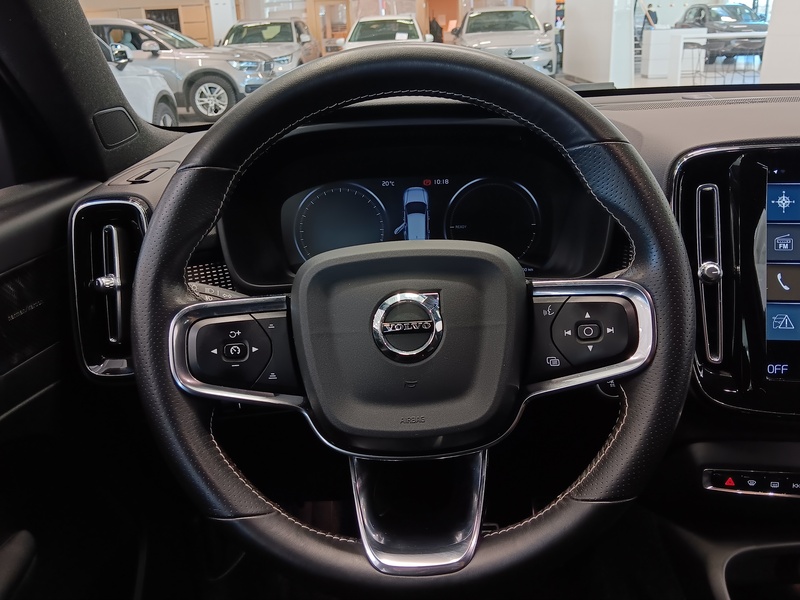 Volvo XC40 vaihtoauto