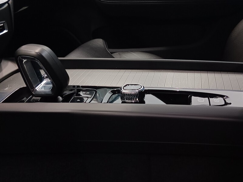 Volvo V60 Cross Country vaihtoauto