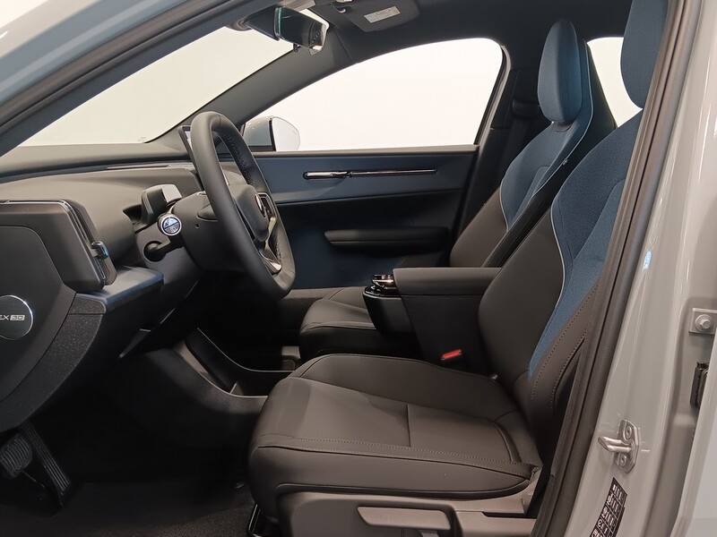 Volvo EX30 vaihtoauto