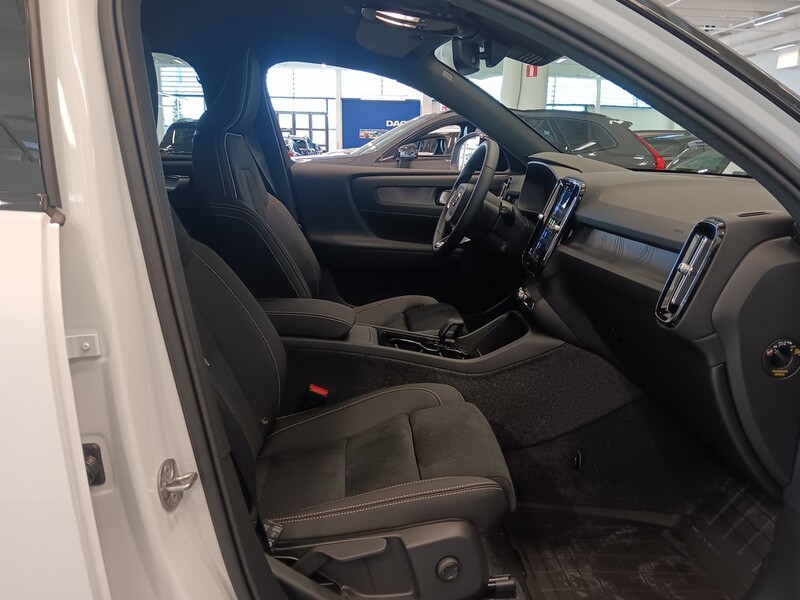 Volvo EX40 vaihtoauto