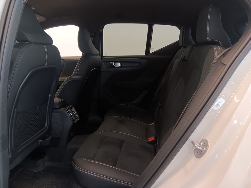 Volvo EX40 vaihtoauto