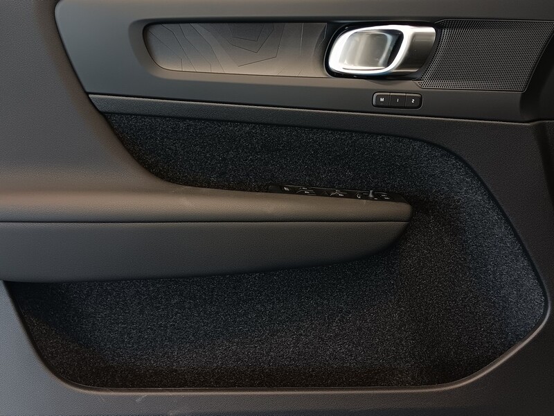 Volvo EX40 vaihtoauto