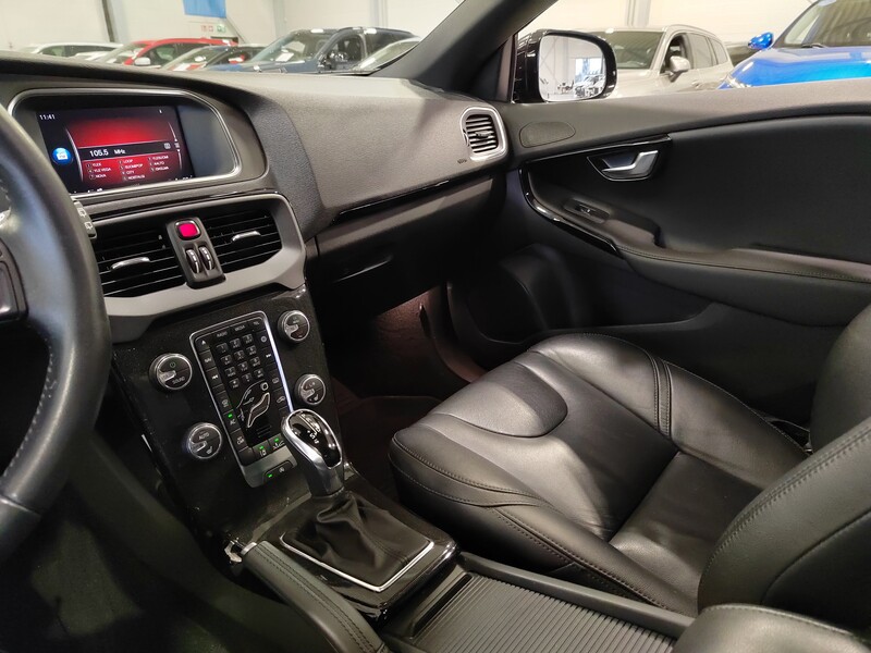 Volvo V40 vaihtoauto