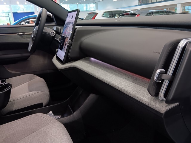 Volvo EX30 vaihtoauto