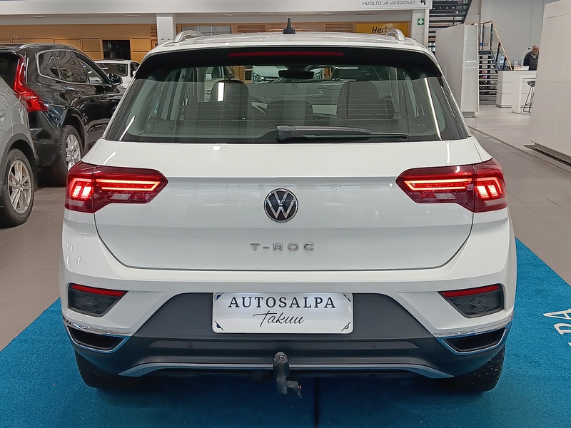 Volkswagen T-Roc vaihtoauto