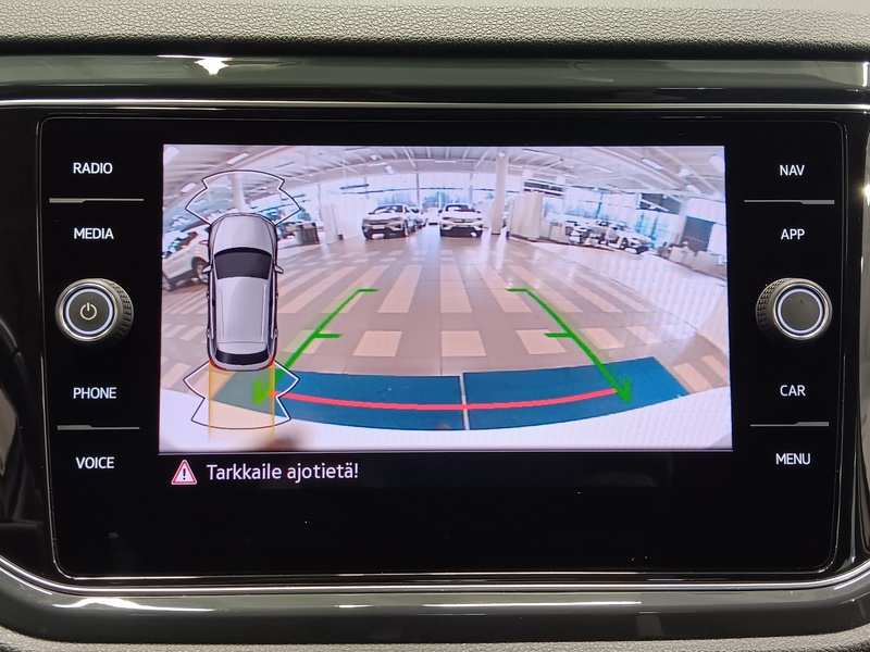 Volkswagen T-Roc vaihtoauto