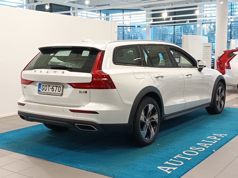 Volvo V60 Cross Country vaihtoauto