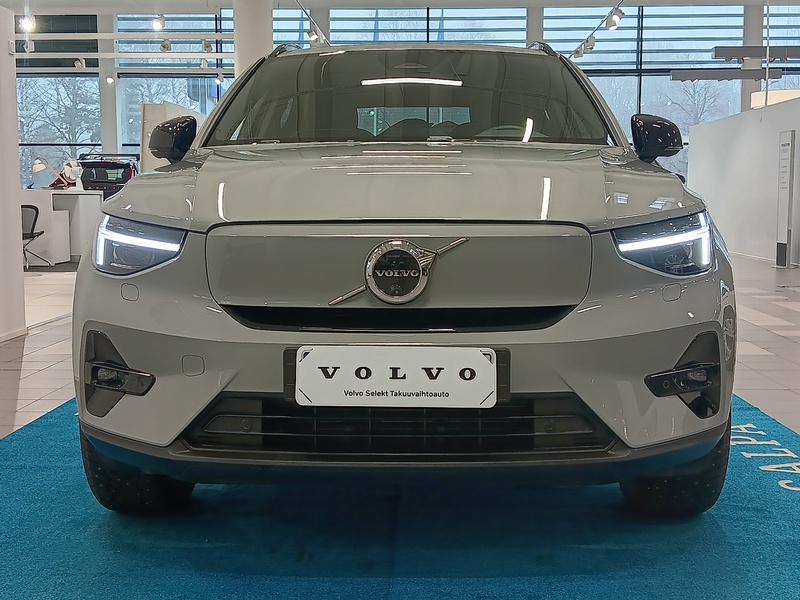 Volvo EX40 vaihtoauto