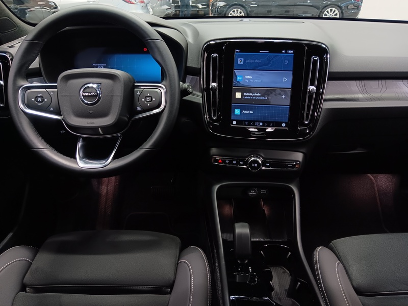 Volvo EX40 vaihtoauto