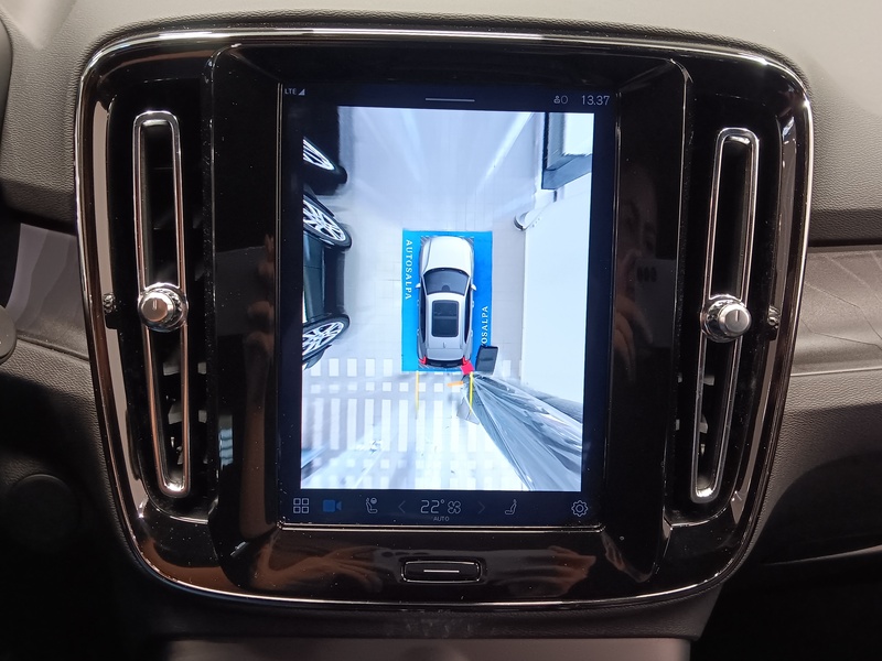 Volvo EX40 vaihtoauto