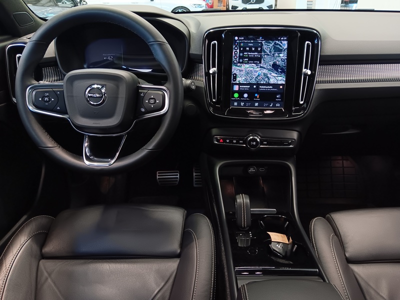 Volvo XC40 vaihtoauto