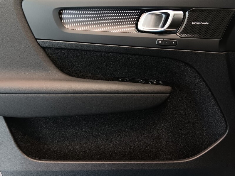 Volvo EX40 vaihtoauto