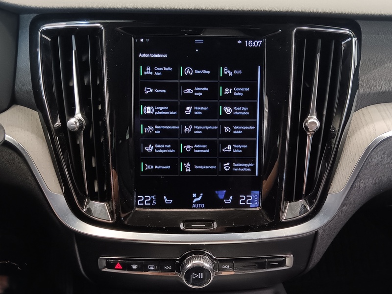 Volvo V60 Cross Country vaihtoauto