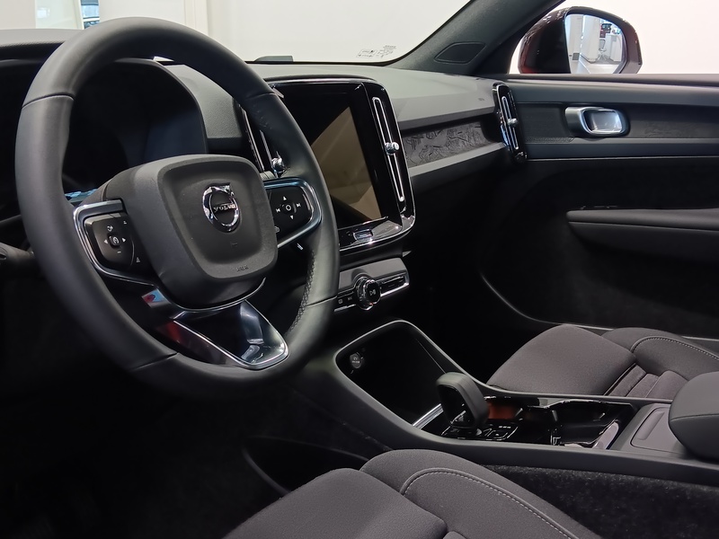 Volvo C40 vaihtoauto