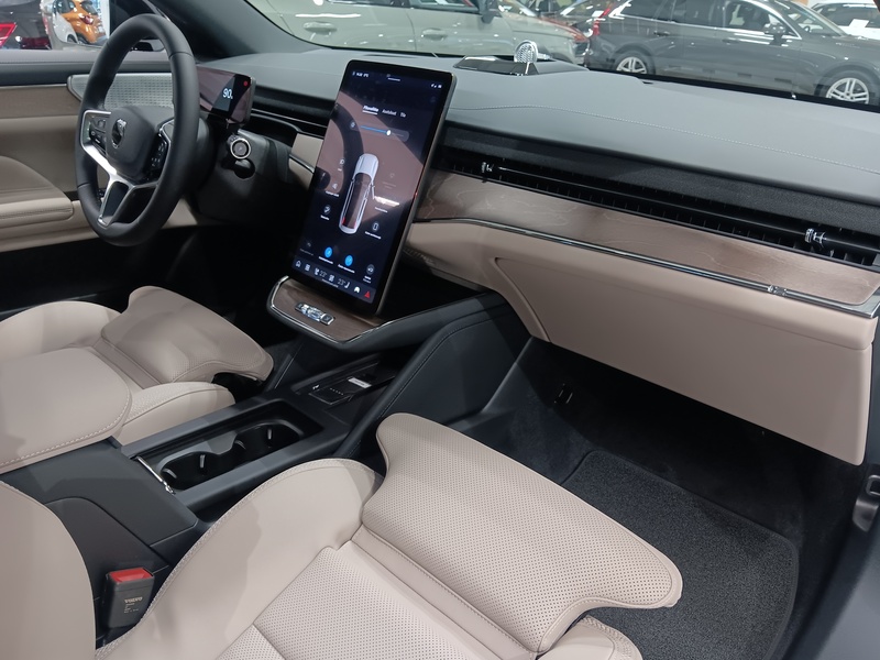 Volvo ES90 vaihtoauto