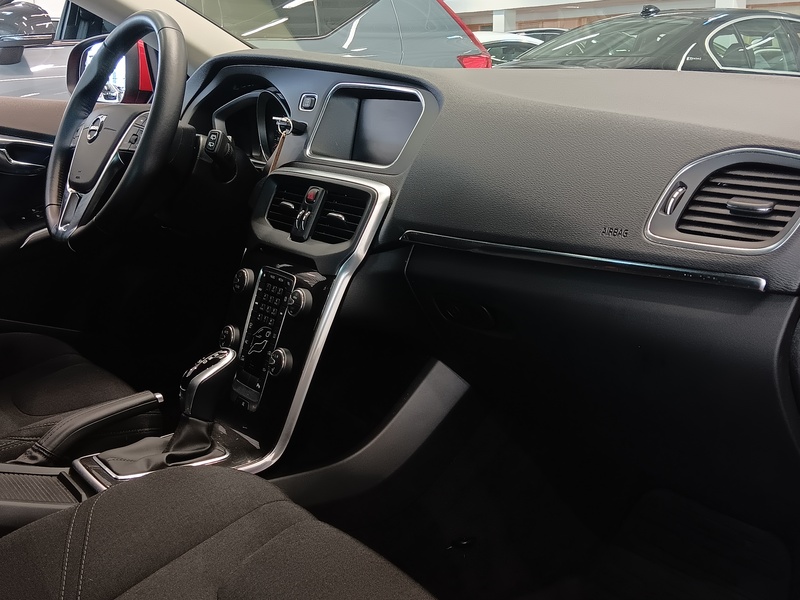 Volvo V40 vaihtoauto