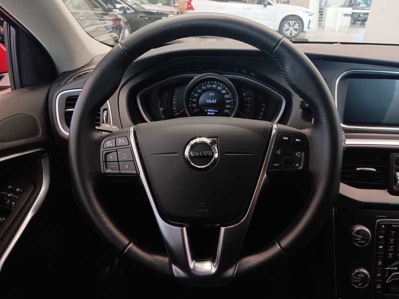 Volvo V40 vaihtoauto