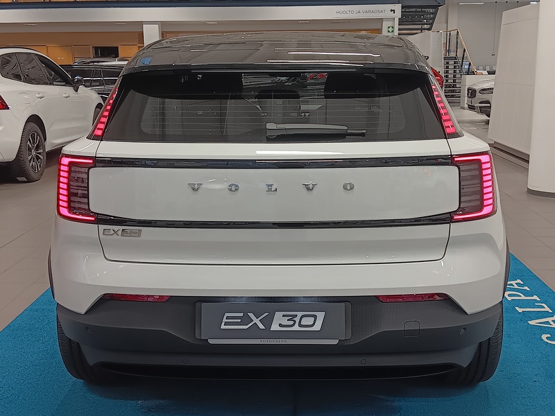 Volvo EX30 vaihtoauto