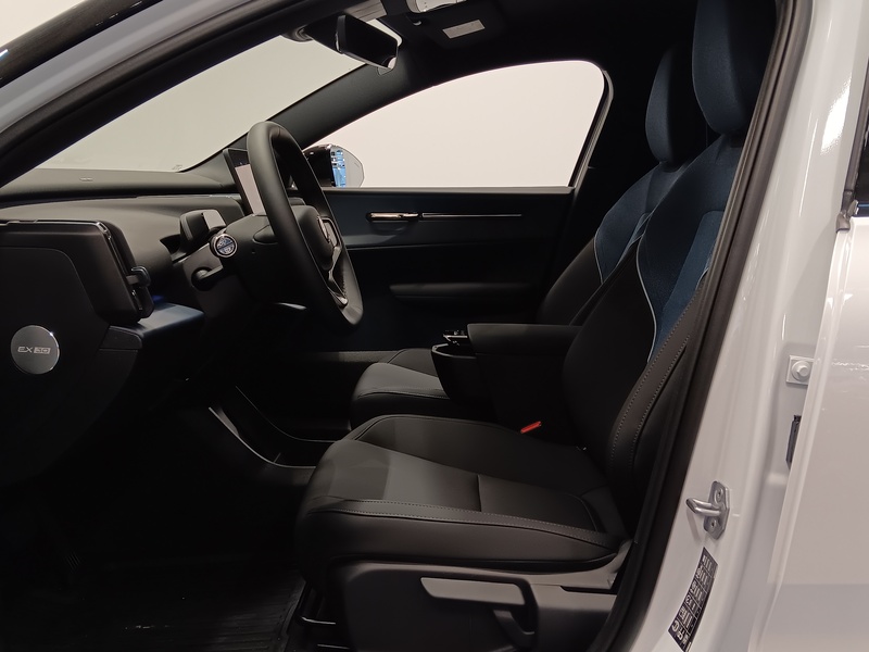 Volvo EX30 vaihtoauto