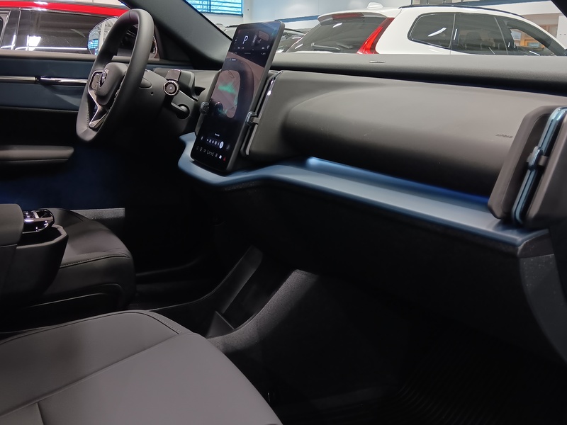 Volvo EX30 vaihtoauto