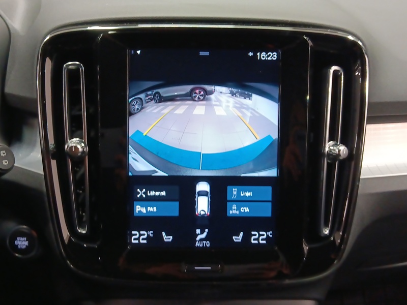 Volvo XC40 vaihtoauto