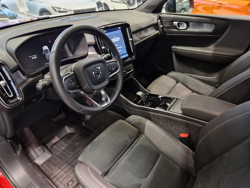 Volvo EC40 vaihtoauto