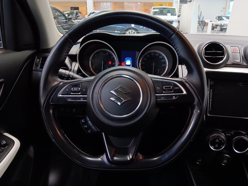 Suzuki Swift vaihtoauto