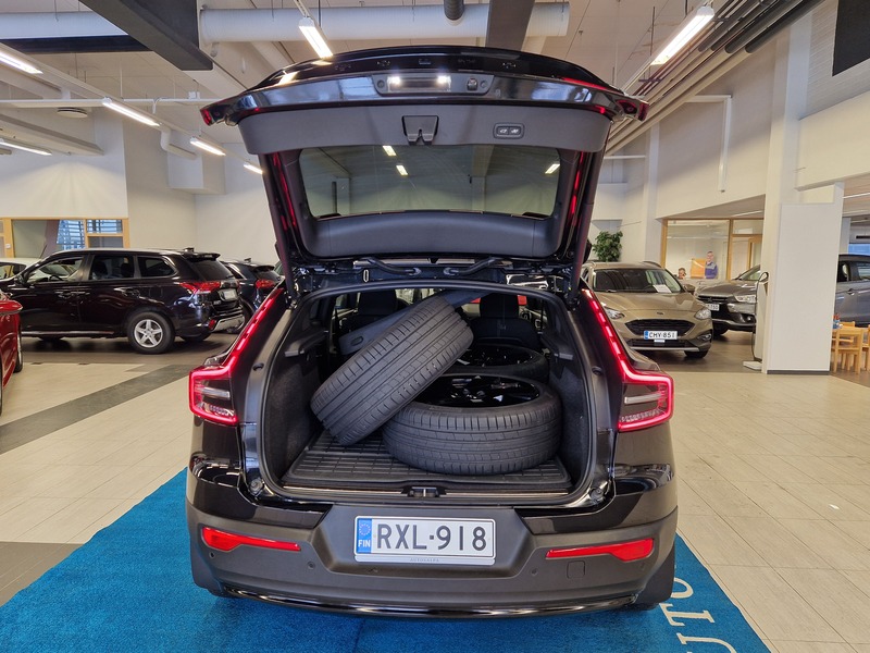 Volvo EC40 vaihtoauto