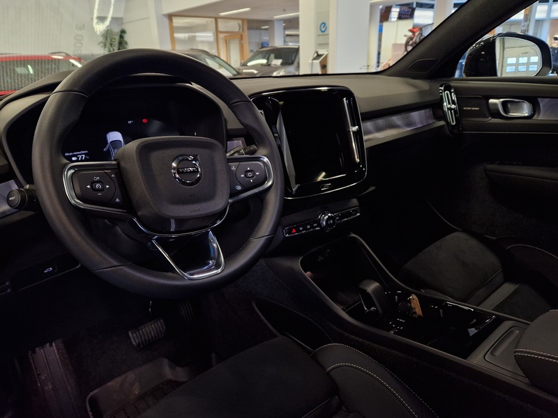 Volvo EC40 vaihtoauto