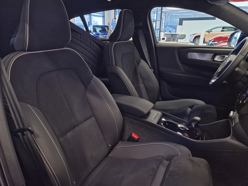 Volvo EC40 vaihtoauto