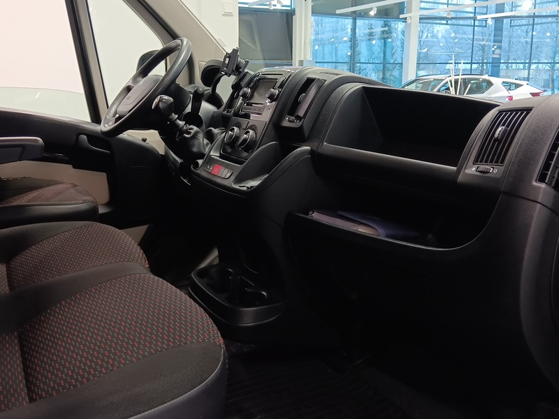 Peugeot Boxer vaihtoauto