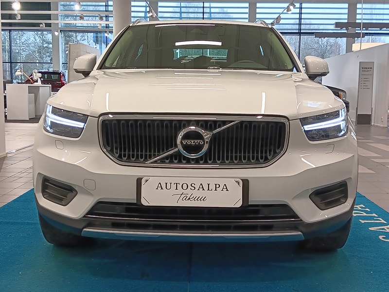 Volvo XC40 vaihtoauto
