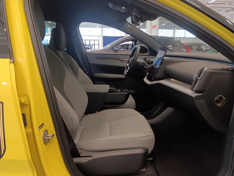 Volvo EX30 vaihtoauto