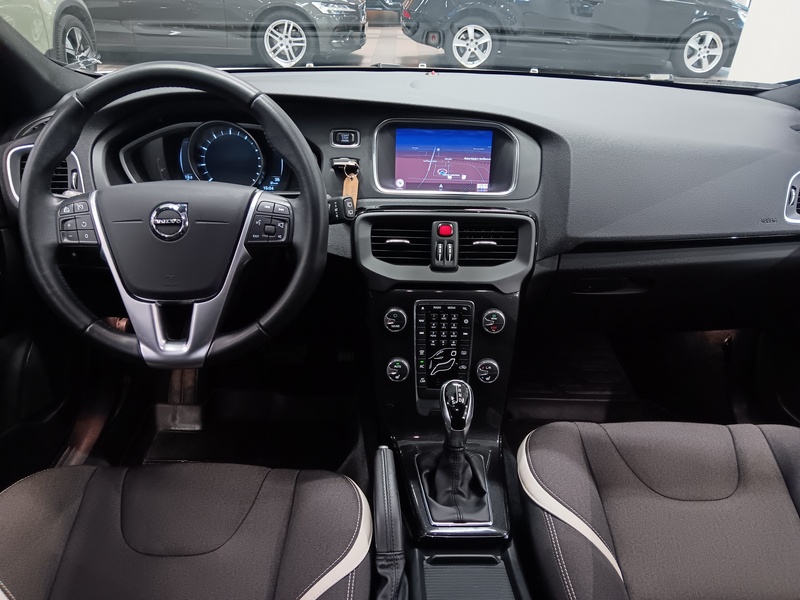 Volvo V40 vaihtoauto