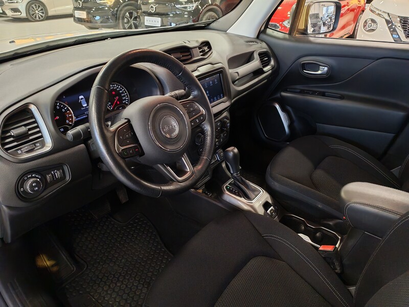 Jeep Renegade vaihtoauto