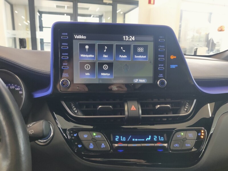 Toyota C-HR vaihtoauto