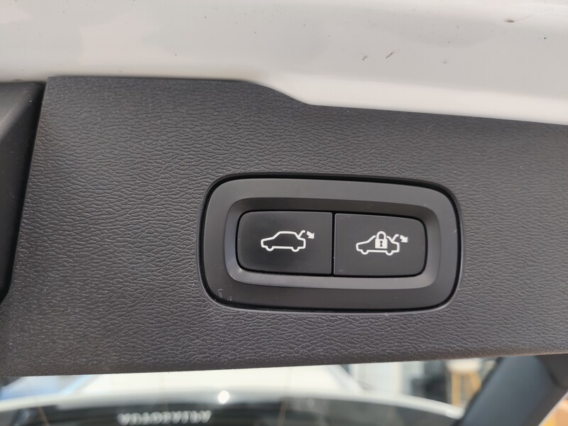 Volvo V60 Cross Country vaihtoauto