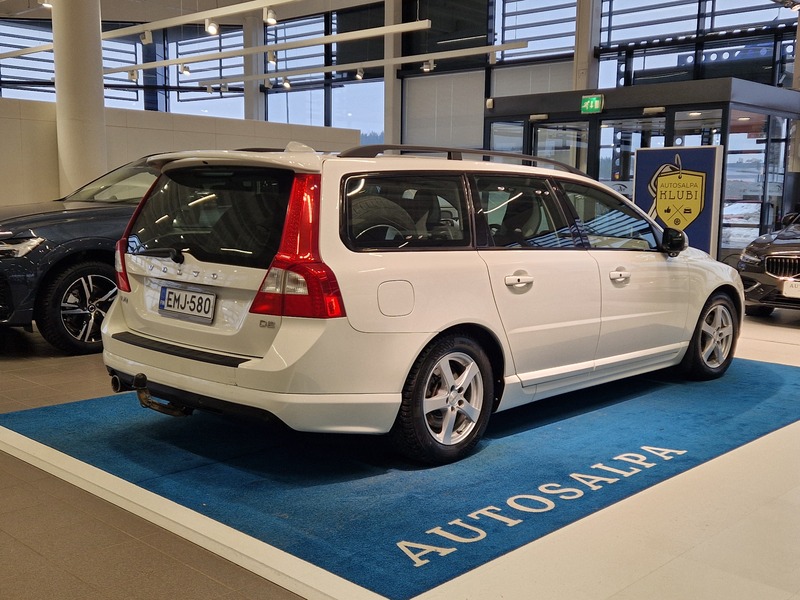 Volvo V70 vaihtoauto