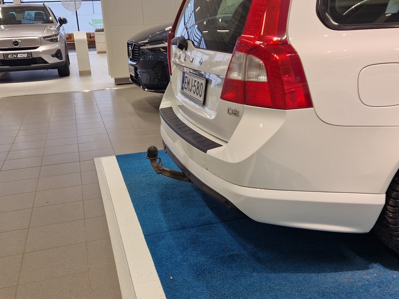 Volvo V70 vaihtoauto