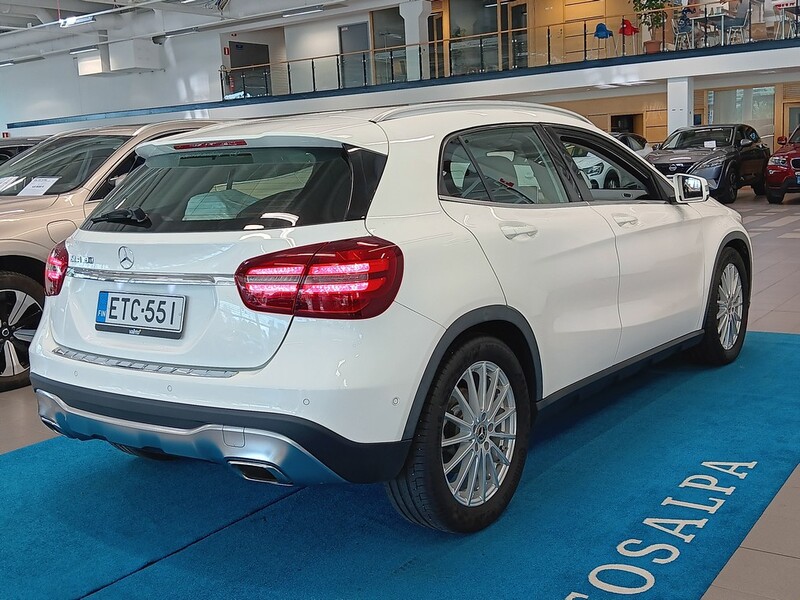 Mercedes-Benz GLA vaihtoauto