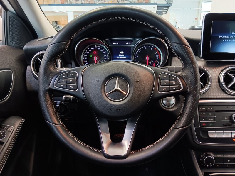 Mercedes-Benz GLA vaihtoauto