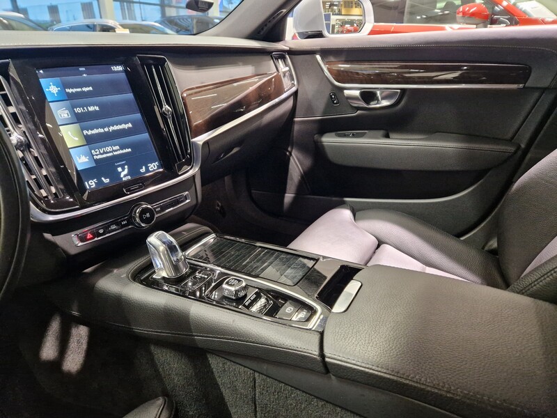 Volvo S90 vaihtoauto