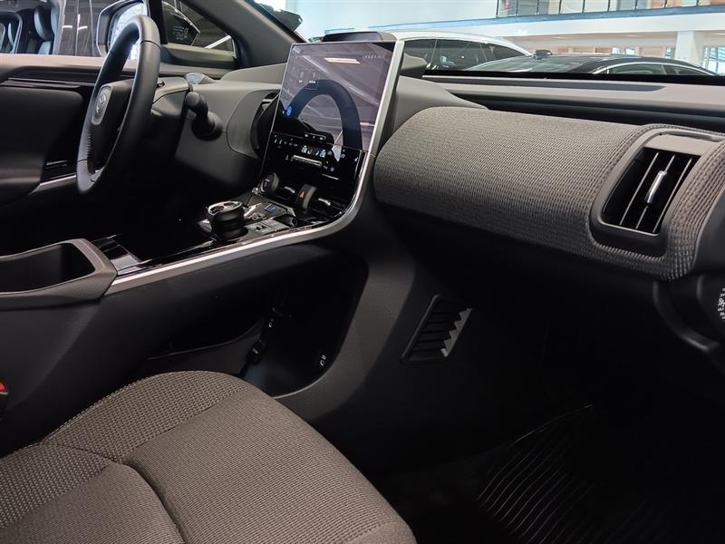 Toyota bZ4X vaihtoauto