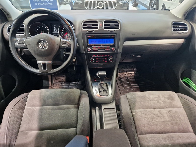 Volkswagen Golf vaihtoauto