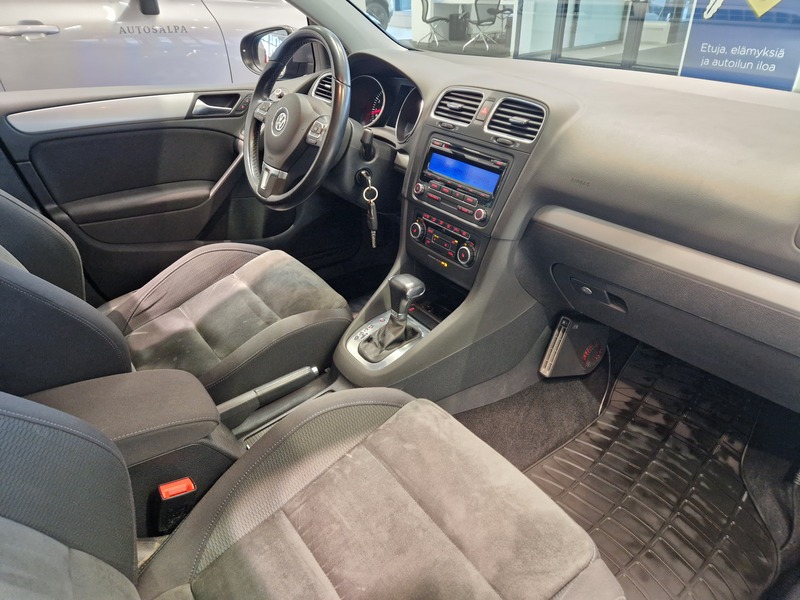 Volkswagen Golf vaihtoauto