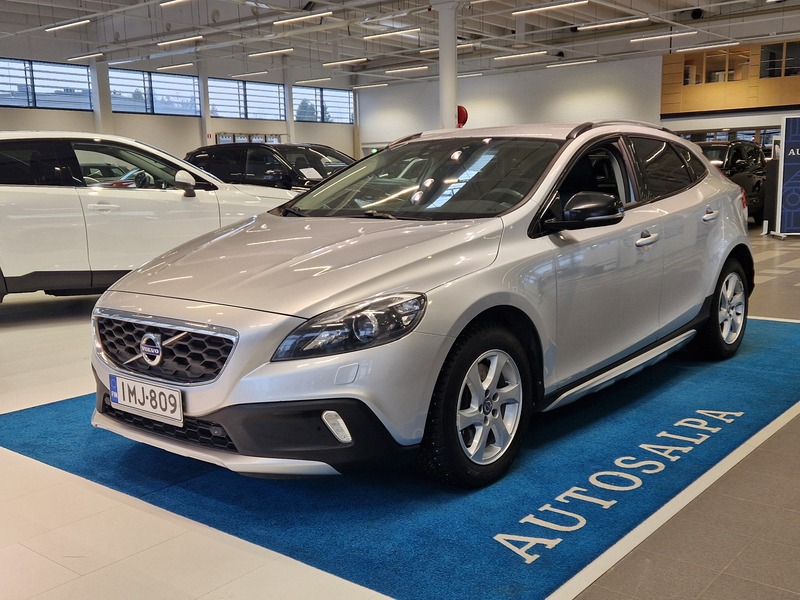 Volvo V40 Cross Country vaihtoauto