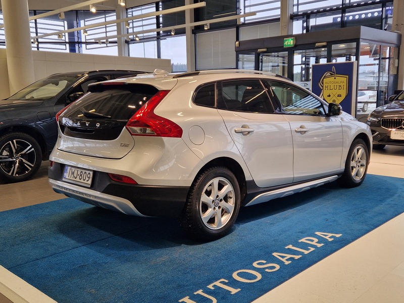 Volvo V40 Cross Country vaihtoauto